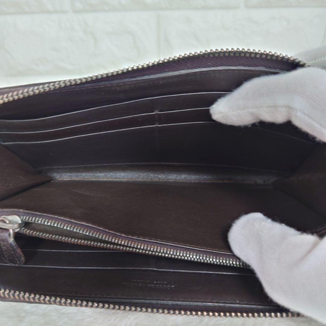 BOTTEGA VENETA イントレチャート 長財布 ラウンドジップ