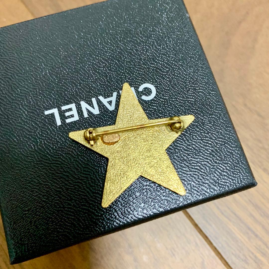 シャネル　CCロゴ　オレンジxゴールド　スターブローチ　星型ブローチ　ピンバッジ