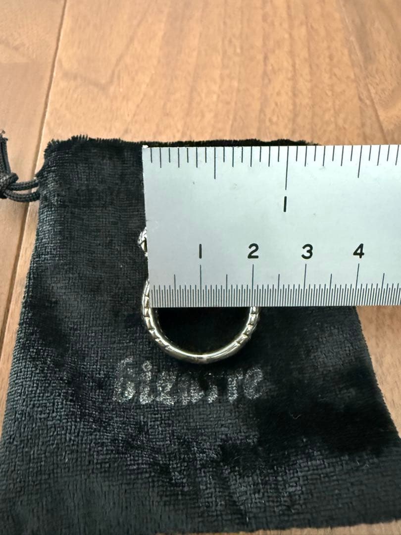 ビザール　コブラデザイン シルバーリング オニキス