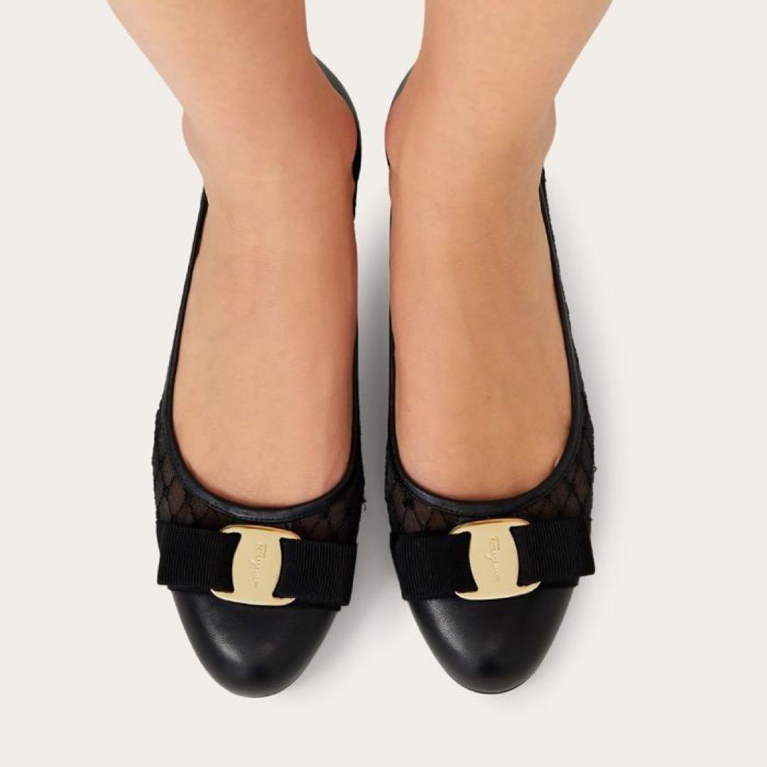 【美品】Salvatore Ferragamo Vara パンプス レース