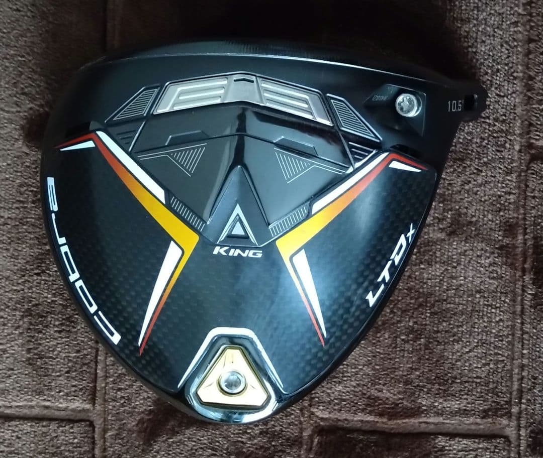コブラ KING LTDx ドライバー 10.5度　ヘッドカバー付