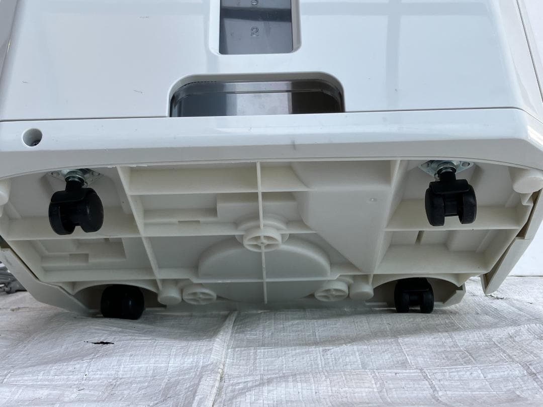 美品★23年★コロナ　冷風・衣類乾燥除湿機 どこでもクーラー CDM-1023