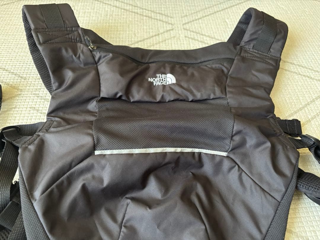 ゆう様　【美品】THE NORTH FACE 抱っこ紐 ポーチ付
