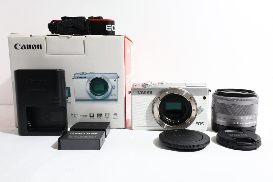 【ユキ】Canon EOS M100 ミラーレス一眼 レンズセット