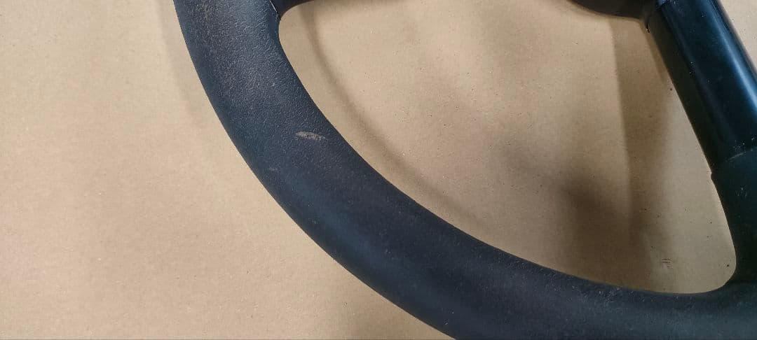 MOMO 　ポルシェデザイン　ステアリング