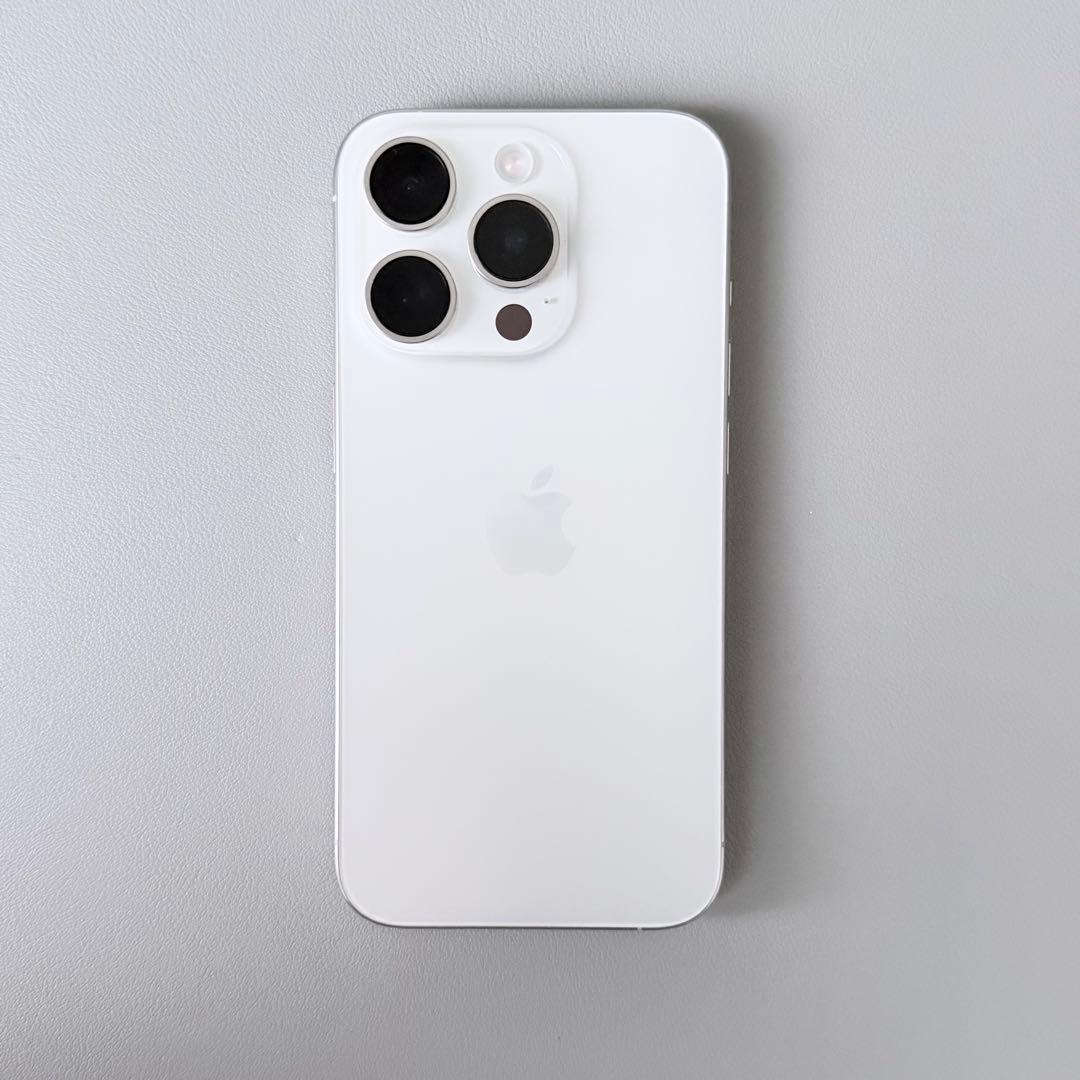 【美品キズなし】iPhone 15Pro 256GB