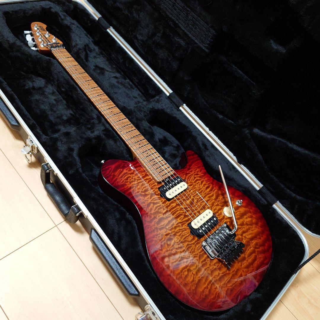 ギター MusicMan Axis Roasted Amber Quilt