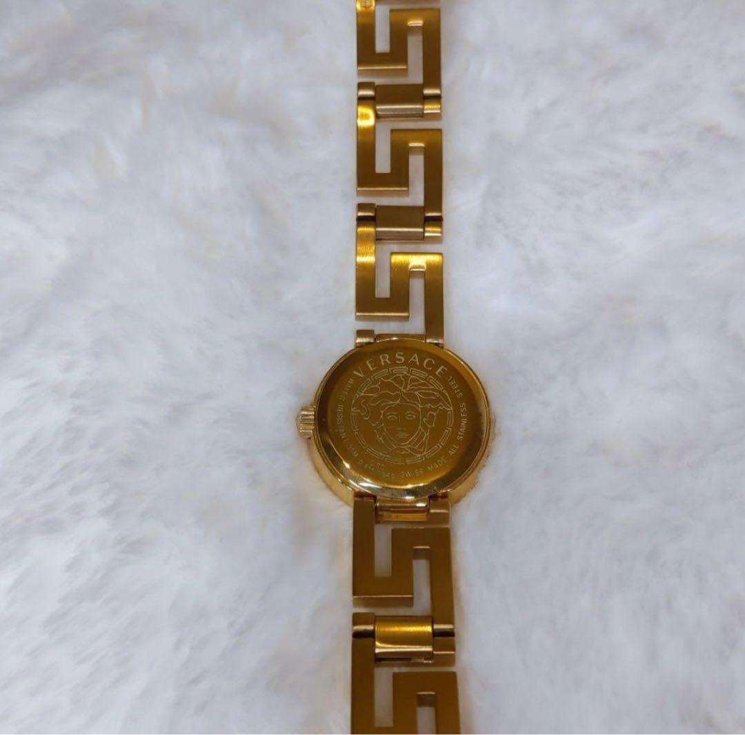 【ピンクの猫】ヴェルサーチ　腕時計　ヴィンテージ