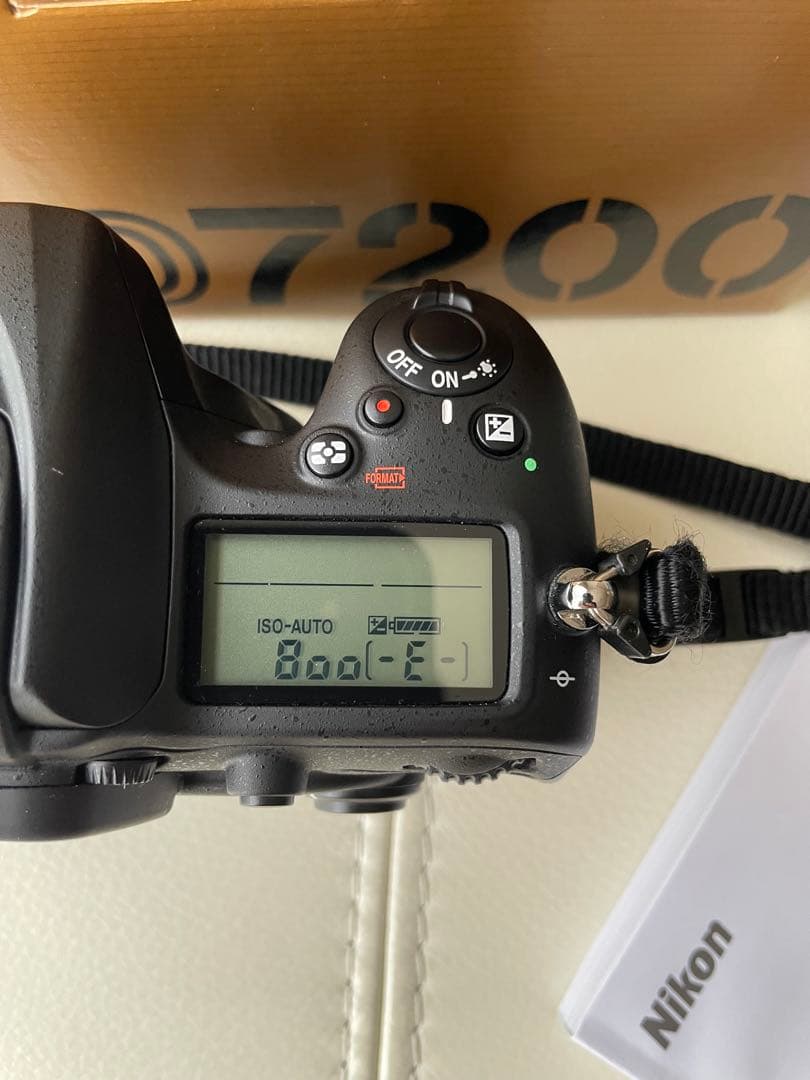 美品！ニコン Nikon D7200 ボディ デジタル一眼レフカメラ 元箱付