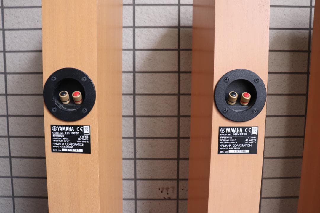 YAMAHA AV用タワースピーカー 4本セットとセンタースピーカー