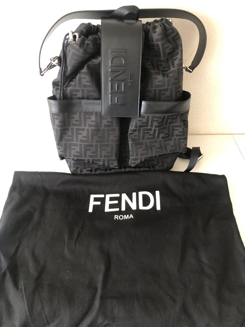 ドローストリングバックパックスモール　ブラックFFファブリック