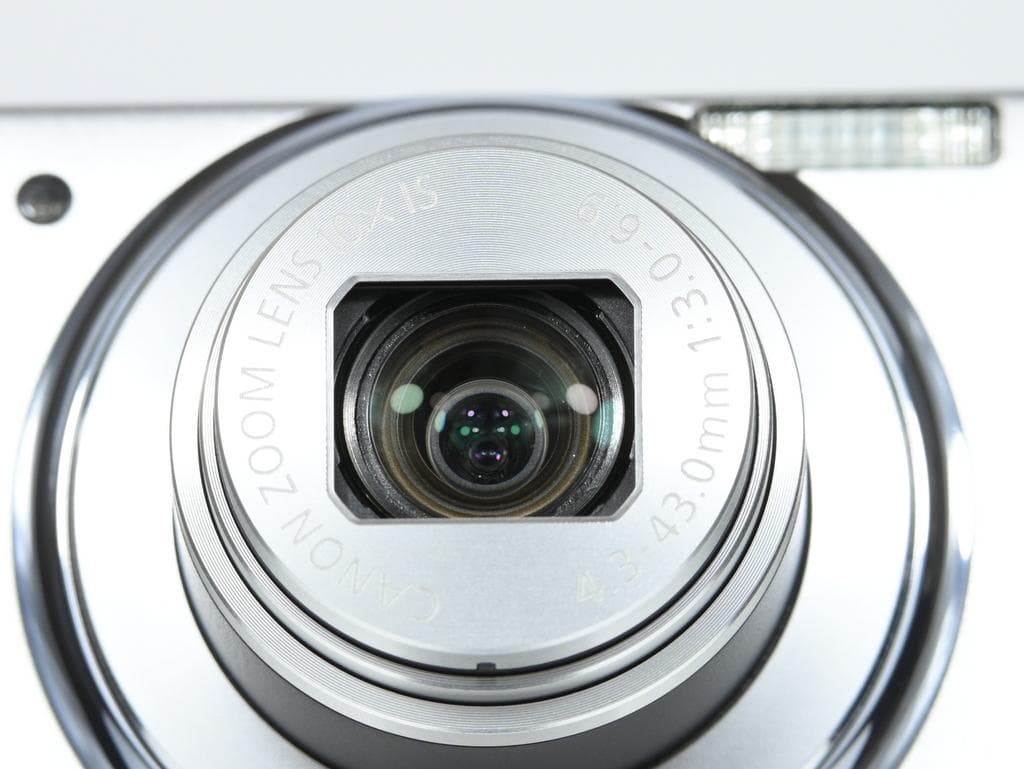 【超美品】 キヤノン　Canon IXY 140 シルバー