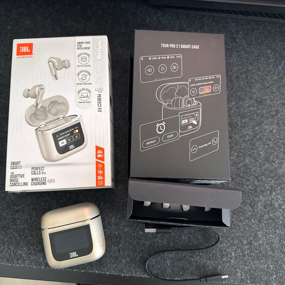 JBL TOUR PRO2 ワイヤレスイヤホン