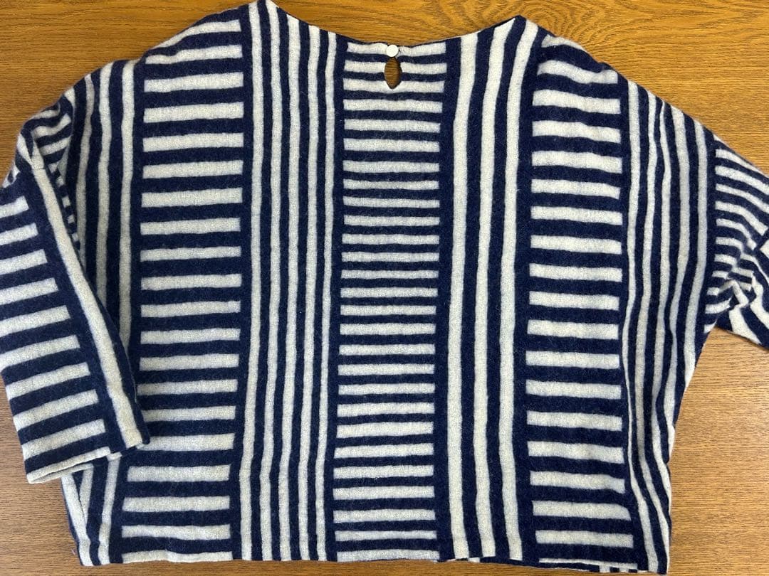 ミナペルホネン　Mina perhonen ladder カシミア100%