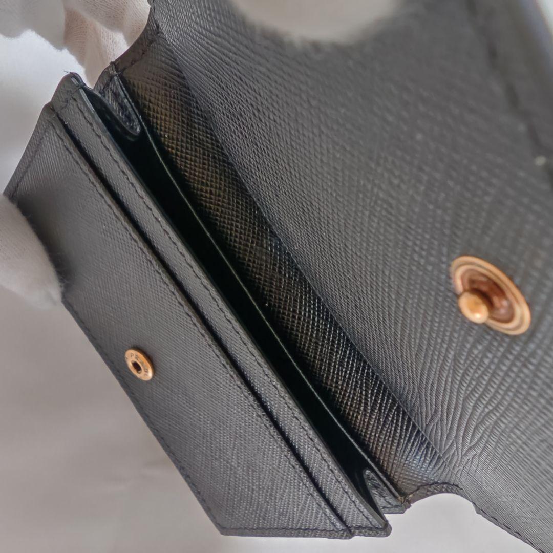 未使用級　PRADA　サフィアーノ　三角ロゴ　名刺入れ　カードケース