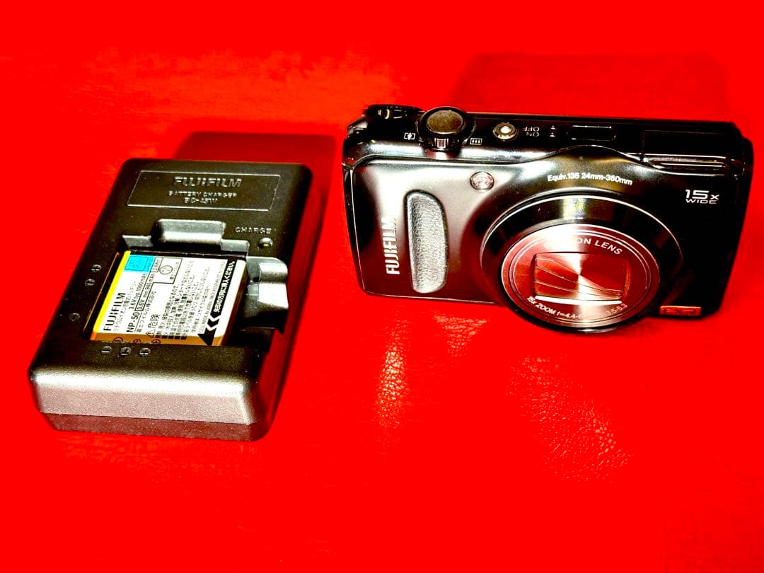 Fujifilm FinePix F300EXR コンパクトデジタルカメラ