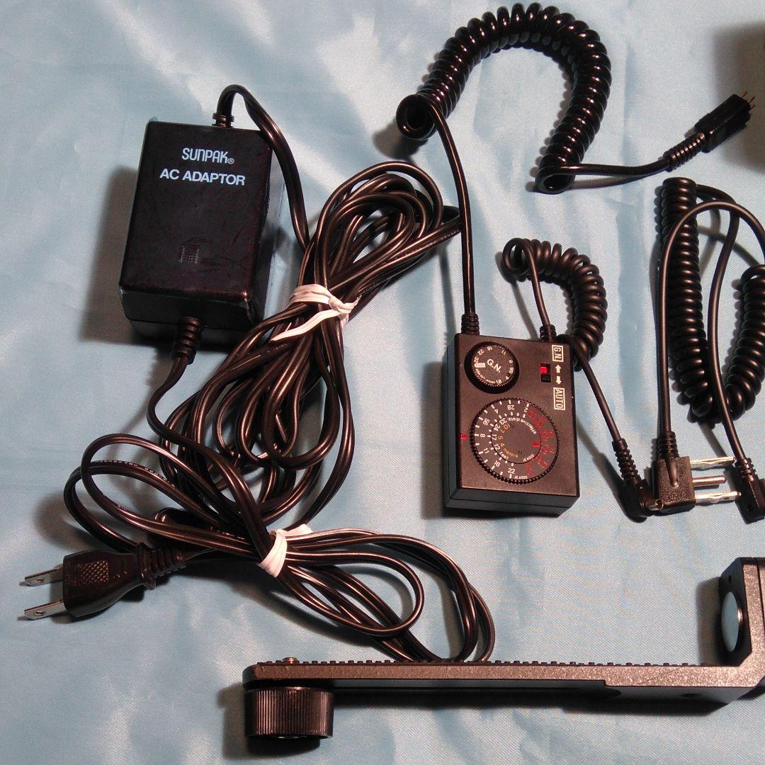 ストロボ     サンパック オ―トズ―ム ４０００