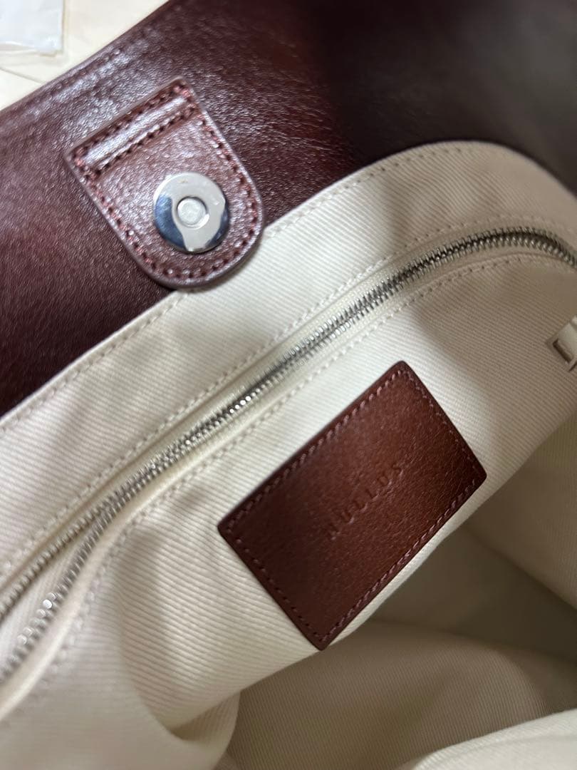 nullus リアルレザーアクセサリーバッグ