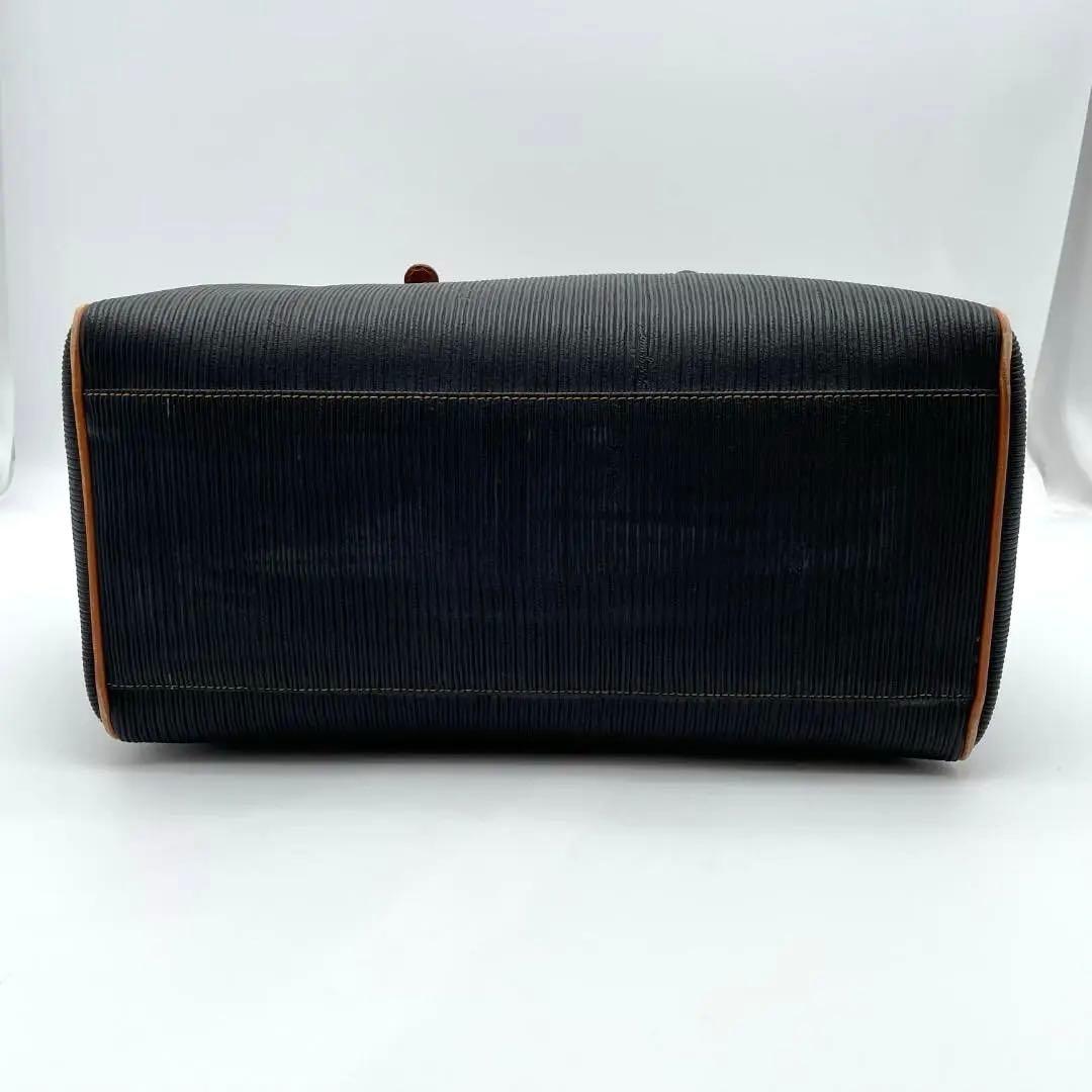 サルバトーレ　フェラガモ　レザー　ミニボストンバッグ　ガンチーニ　レザー