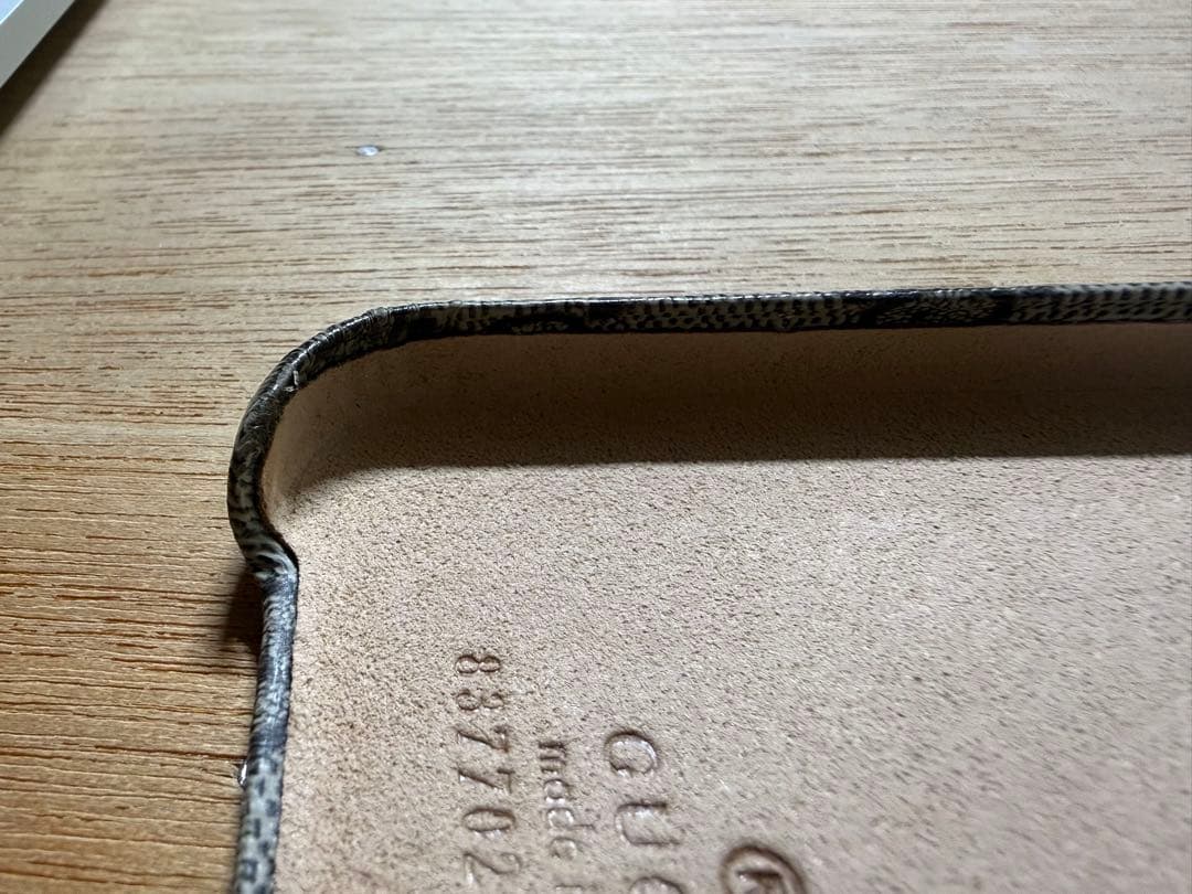 Gucci iphone 16 pro max スマホケース