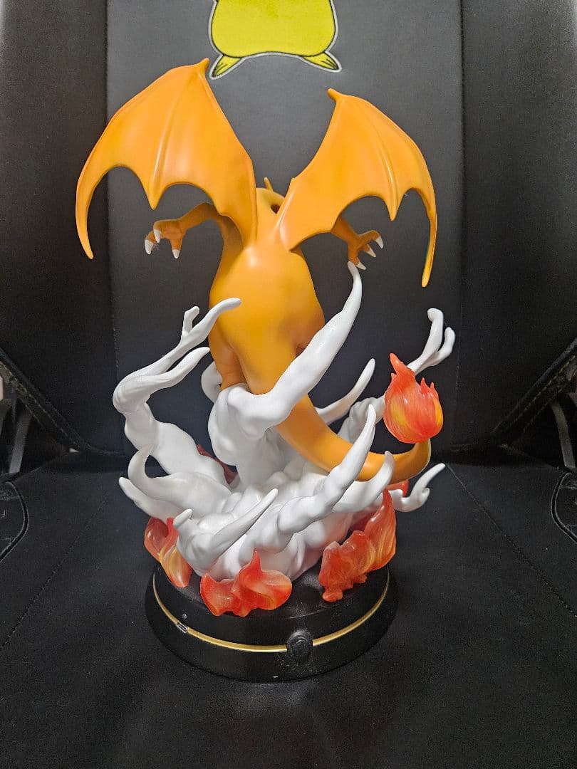 ポケモン リザードン フィギュア 美品