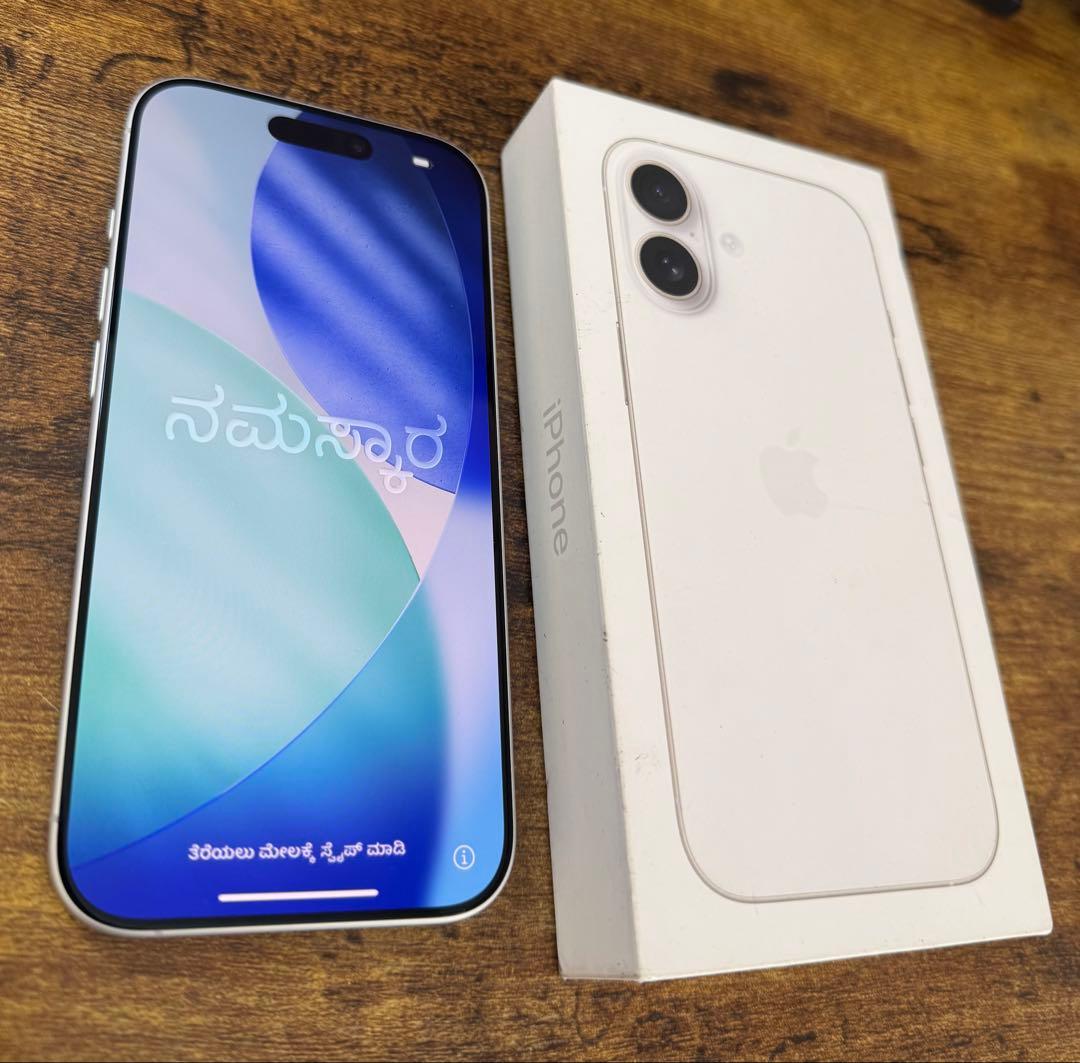 Apple iPhone17 ホワイト 512GB SIMフリー 本体 1回使用