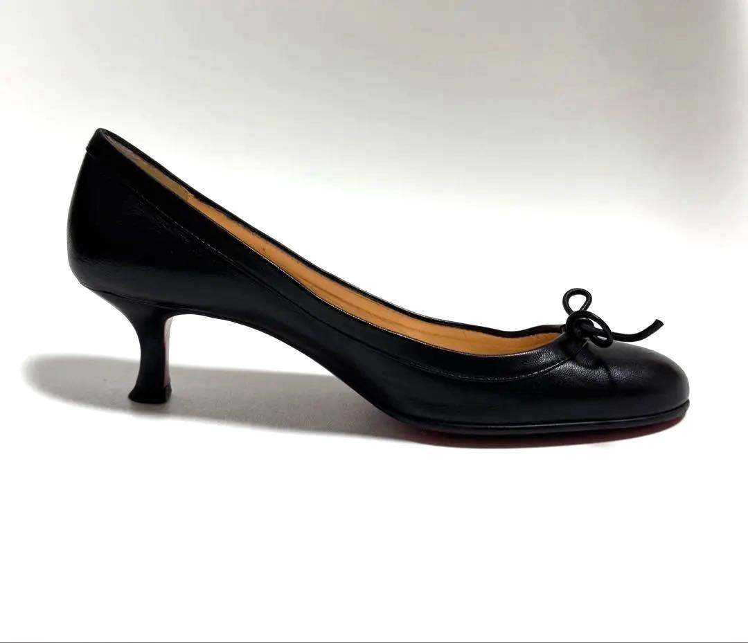 ❤️Christian Louboutin リボン付き　黒　レザーパンプス
