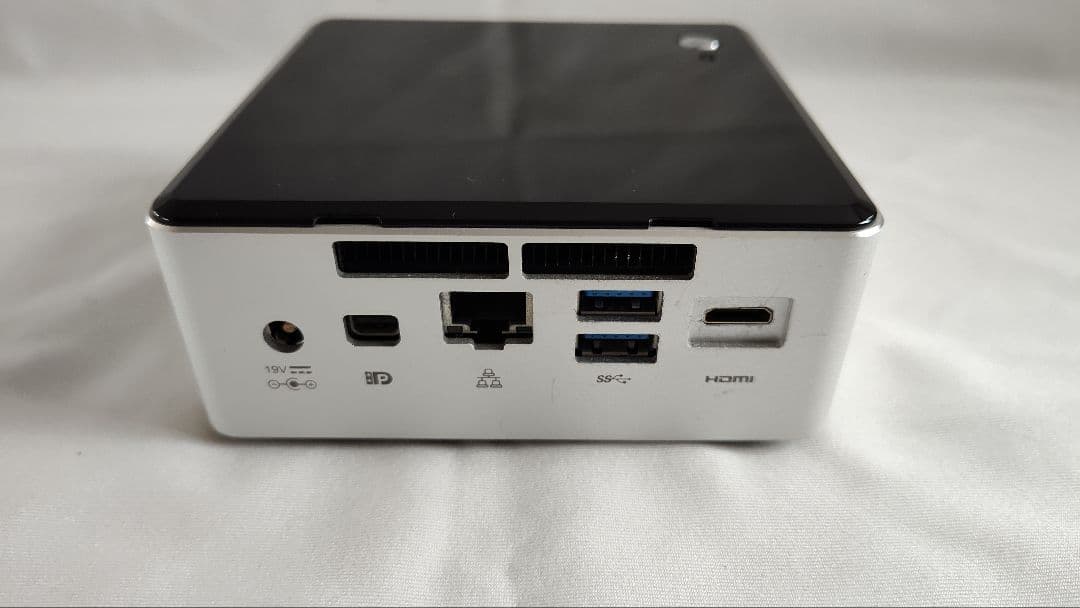ミニPC NUC5i5RYH