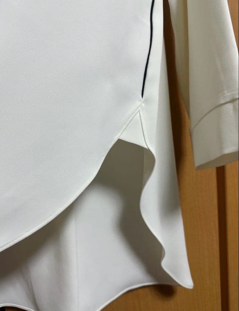 ヤマダヤ　福袋３点セット　コート　ブラウス２枚　合計50800円