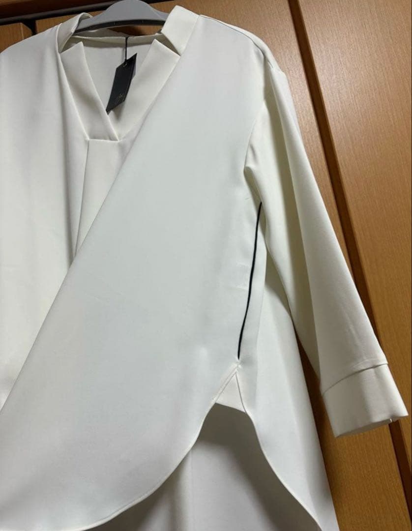 ヤマダヤ　福袋３点セット　コート　ブラウス２枚　合計50800円