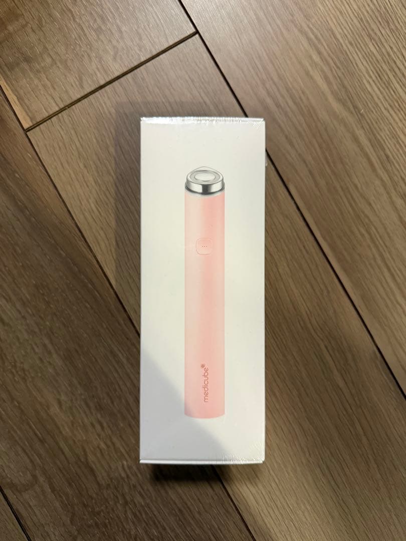 新品未開封　メディキューブ 美顔器 AGE-Rブースタープロミニ