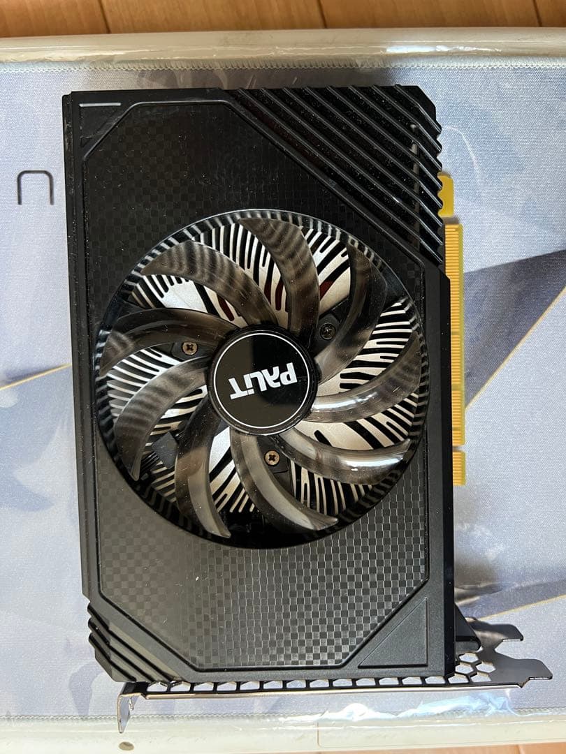 PALIT GeForce RTX3050グラフィックボード