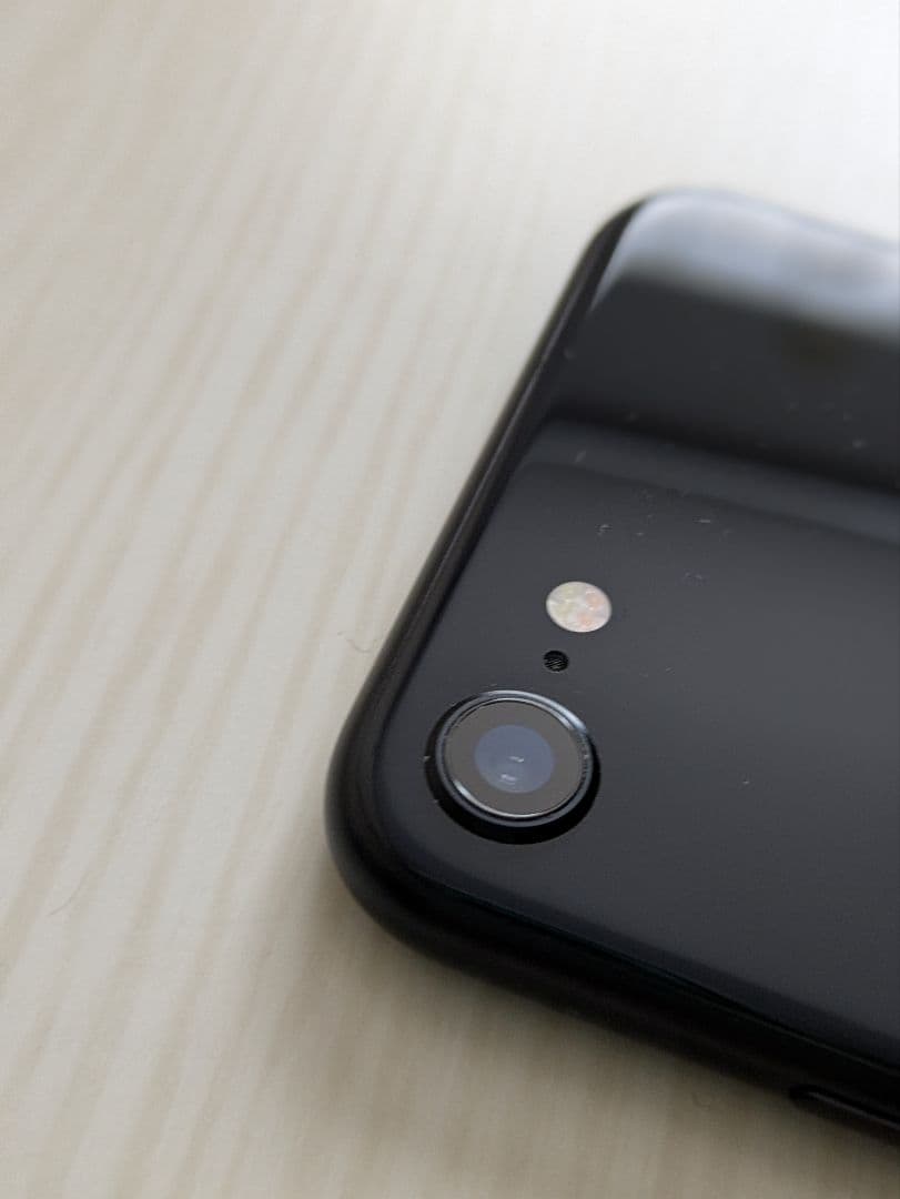 Apple iPhone SE 第3世代 64GB SIMフリー　美品 本体