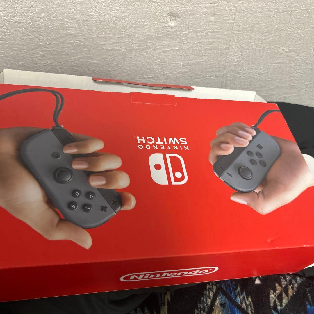 Nintendo Switch 本体 黒と黄色のJoy-Con