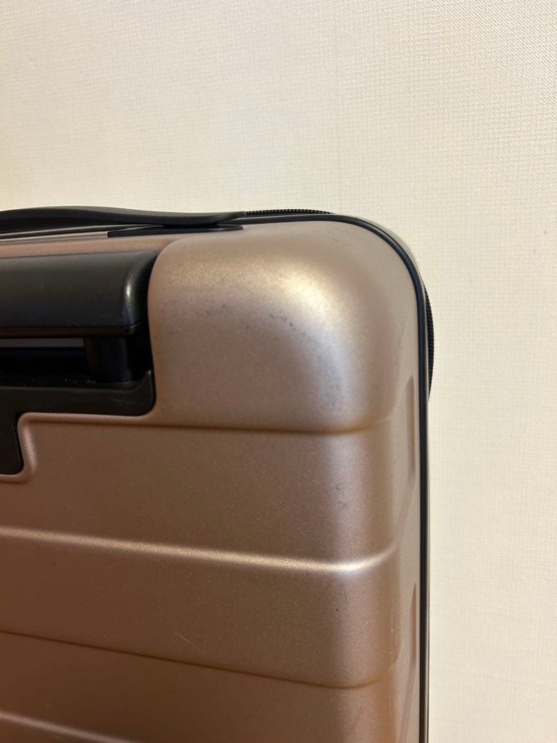 無印良品　バーを自由に調節できる　ハード キャリーケース（３６Ｌ）