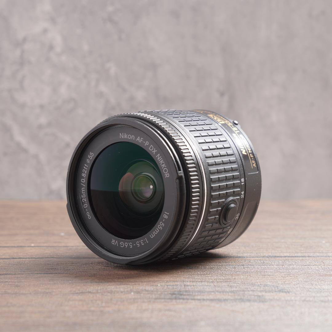 ✨まだまだ使える✨Wi-Fi✨自撮り✨初心者に✨Nikon D5600　972