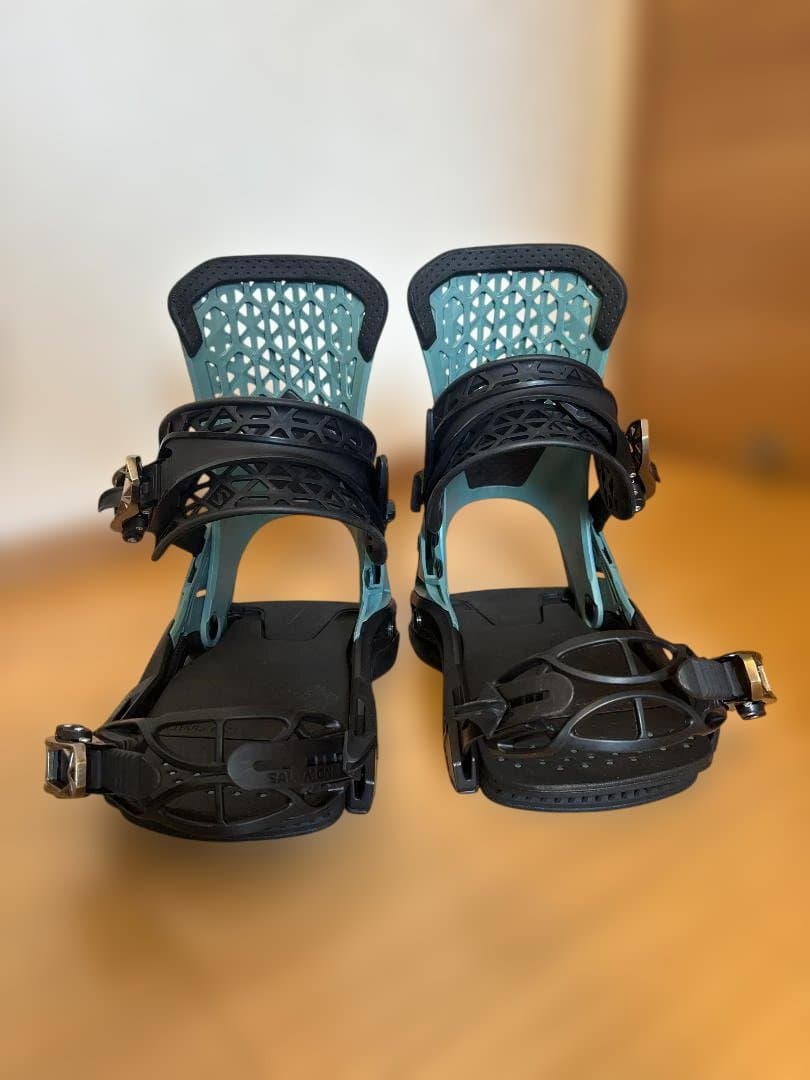 SALOMON HIGHLANDER 24-25 Mサイズ