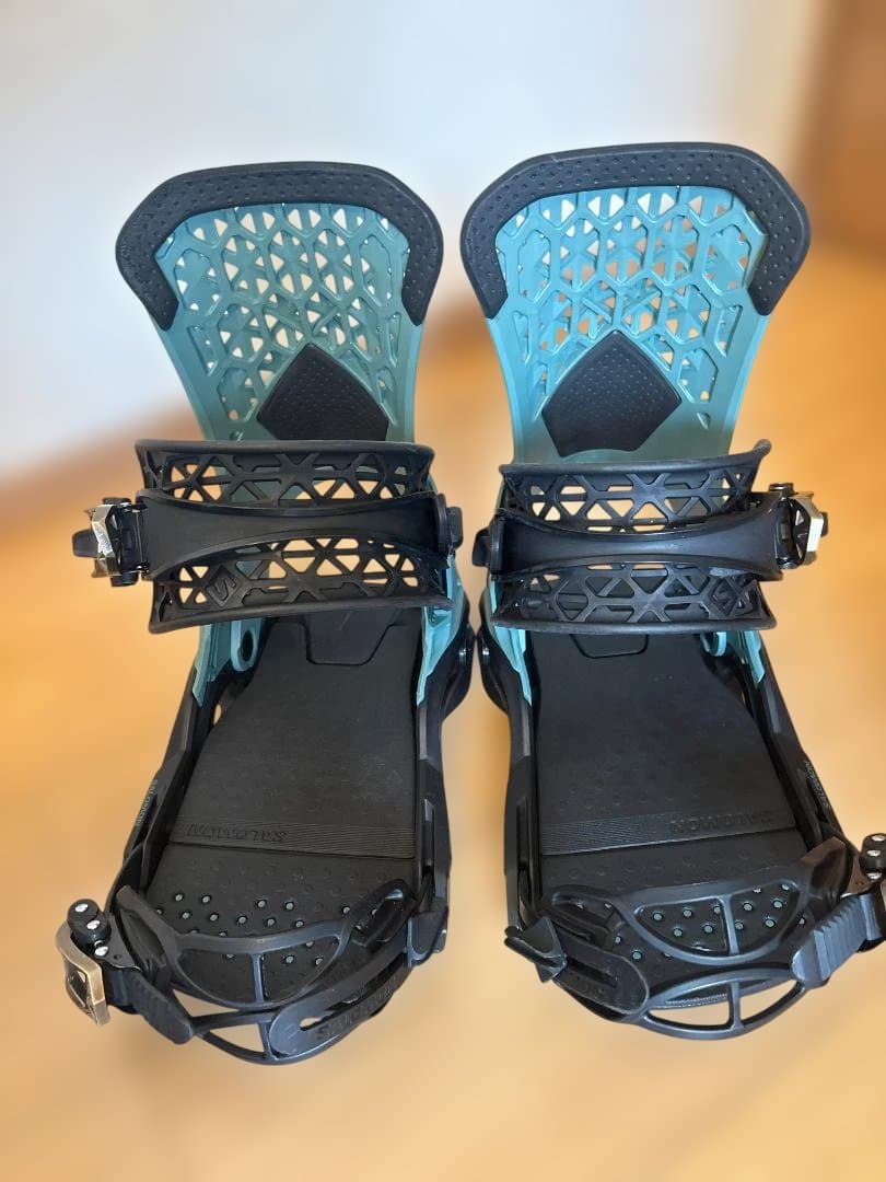 SALOMON HIGHLANDER 24-25 Mサイズ