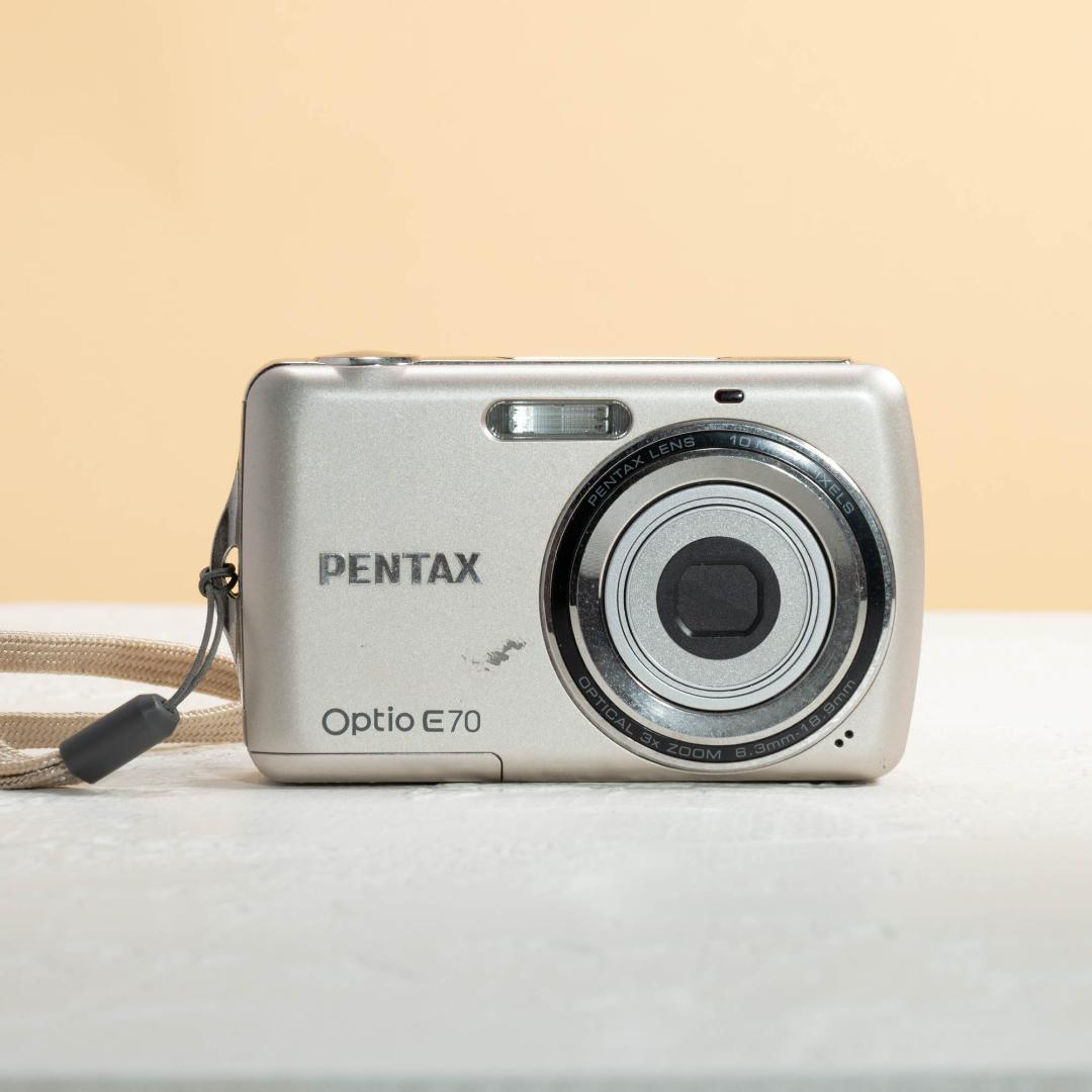 【単3電池で動く平成レトロなコンデジ】PENTAX optio E70