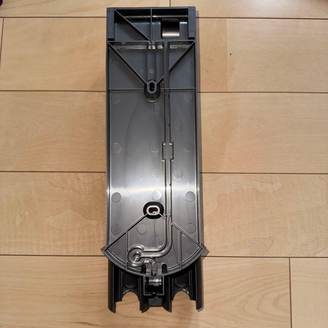 ぱ*す様 Dyson V8 Slim Fluffy+ 本体　分解洗浄済み！