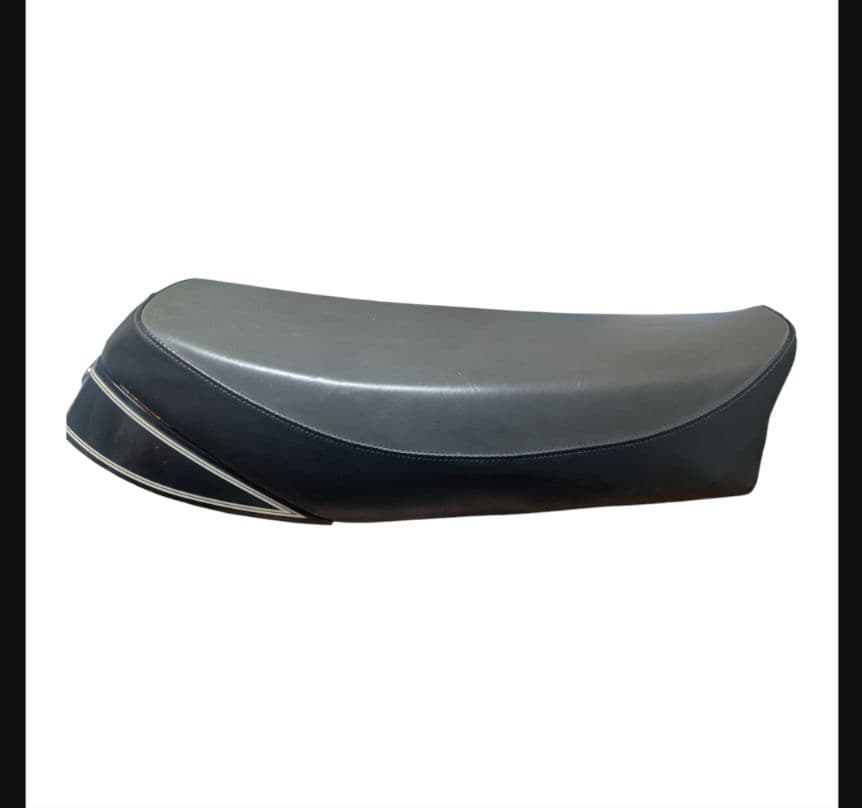 SR400 純正シート YAMAHA　RHO1J