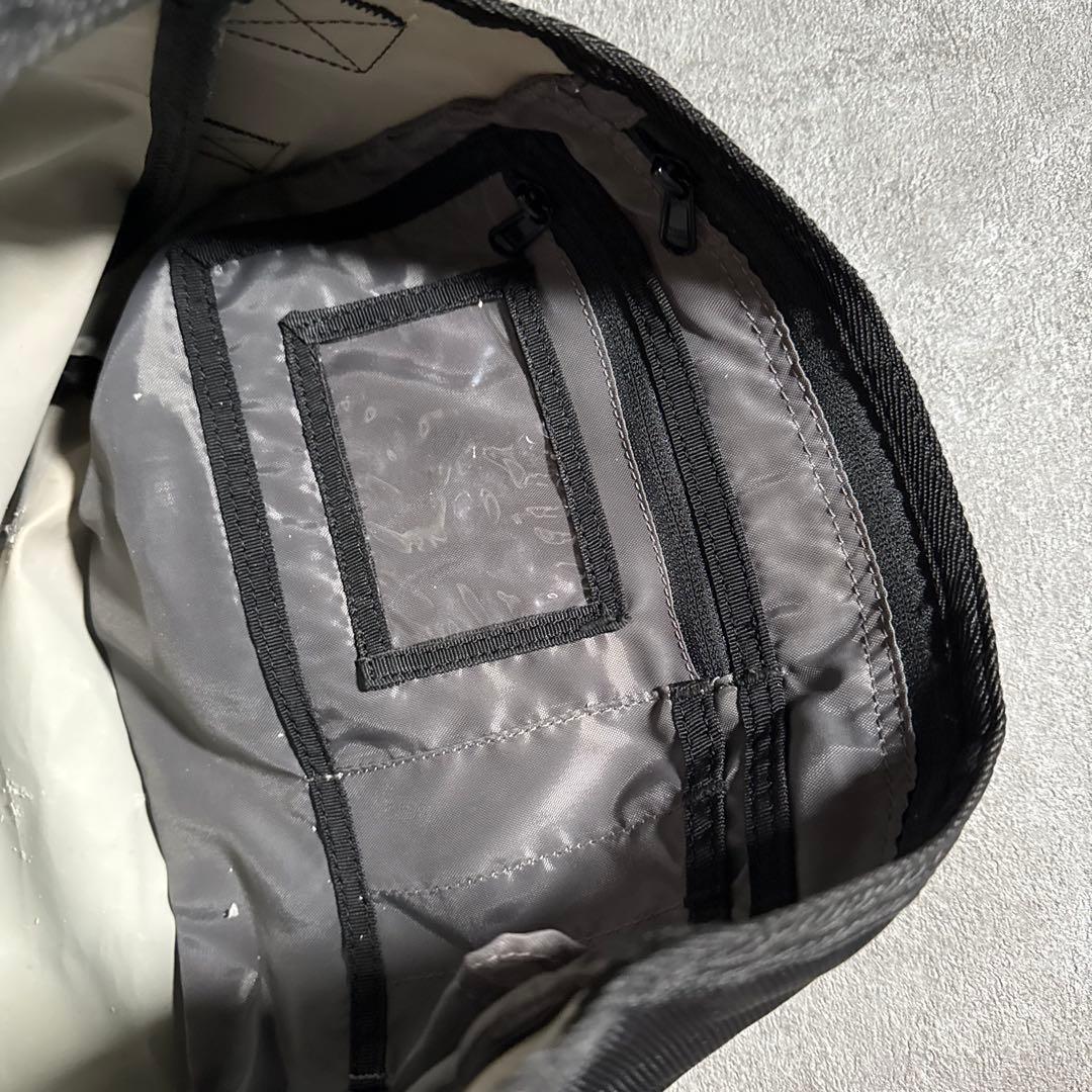 Timbuk2 ショルダーバッグ メッセンジャーバッグ ブラック S y2k