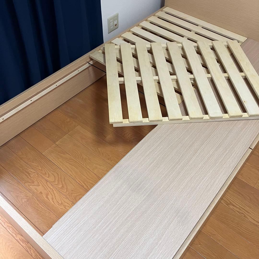 フランスベッド　ベッドフレームセミダブル　フレーム　引き出し　ライト　コンセント