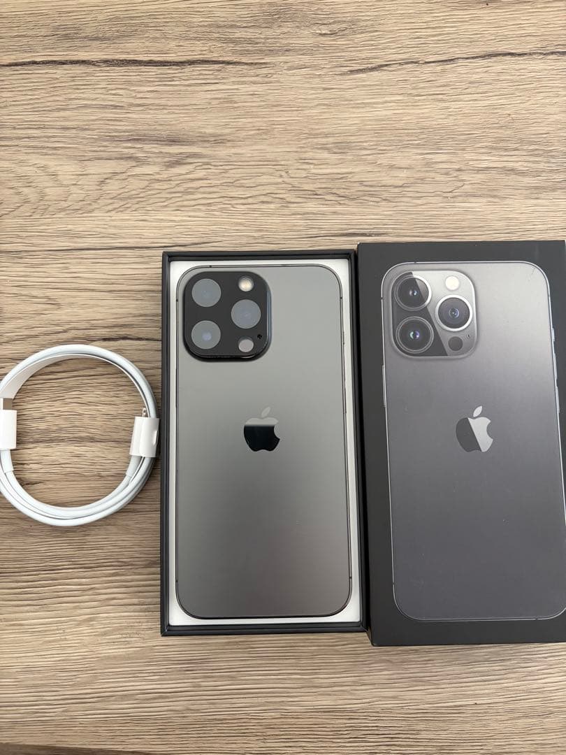 【美品SIMフリー】iPhone 13Pro 1TBグラファイト