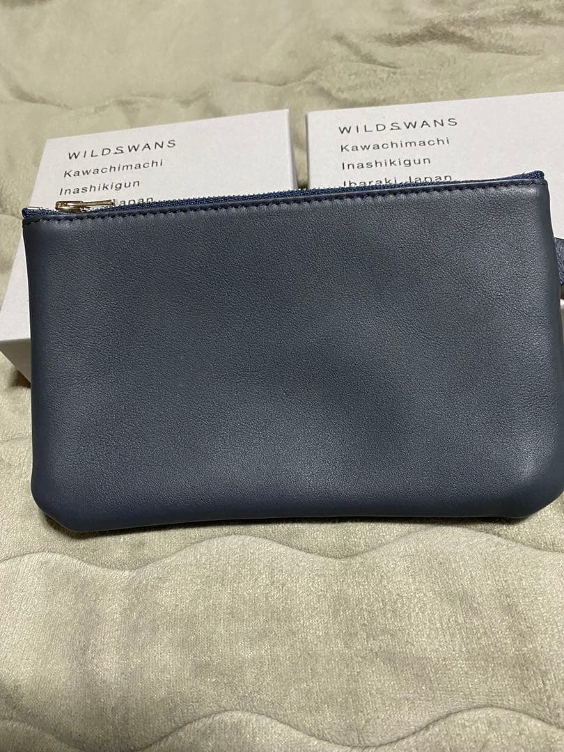 ワイルドスワンズ　フラットМ　モンパルナスカーフ　タング　カーサ