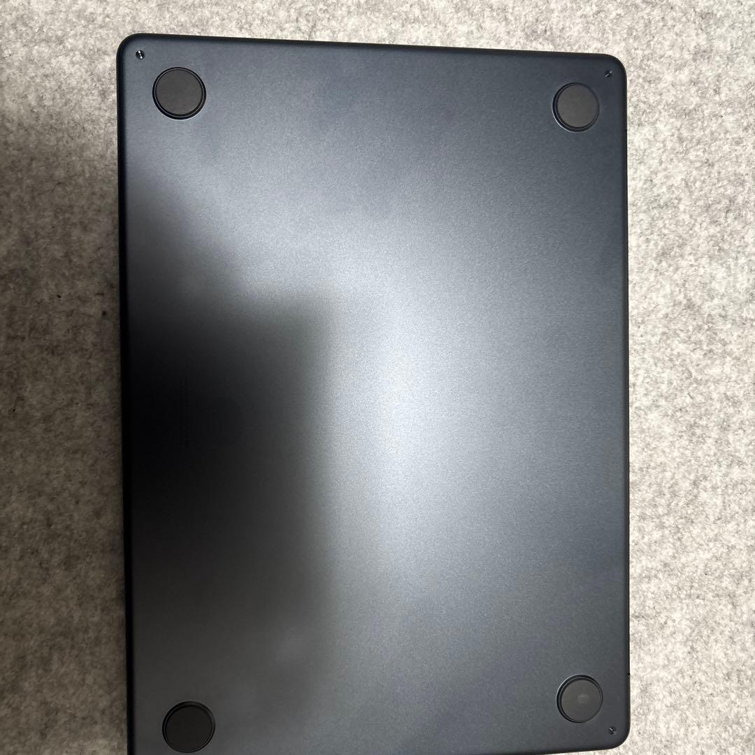 【美品】MacBookAir M2 13インチ 8GB 256GBミッドナイト