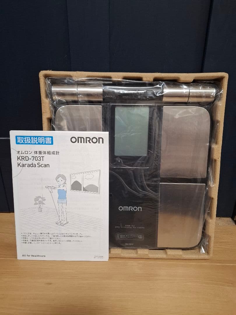 OMRON KRD-7037 Karada Scan 体組成計