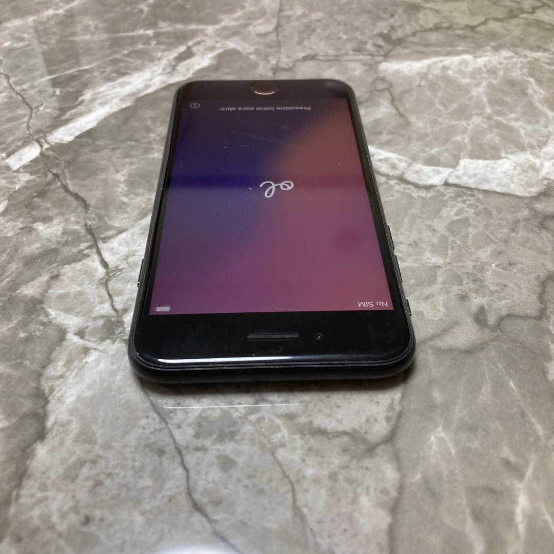 Apple iPhone SE 第二世代 ブラック 本体 クリアケース付き