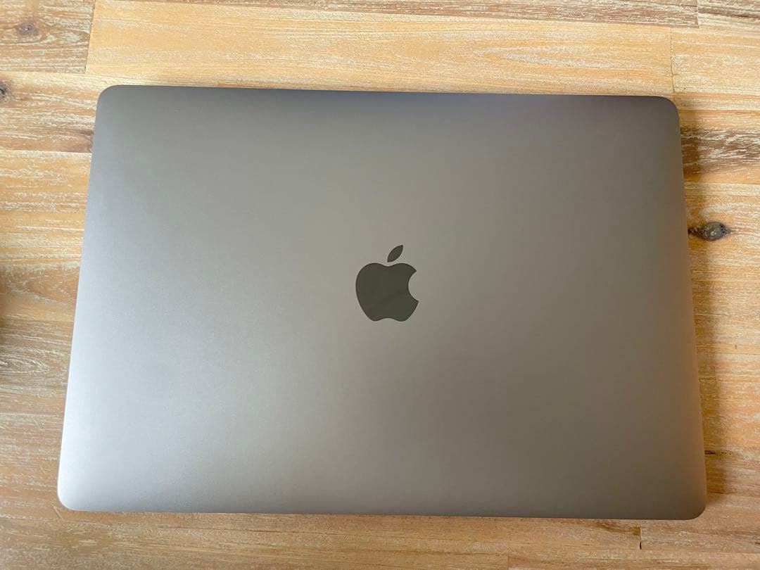 Apple MacBook Pro 2020 13インチ 1.4GHz 8GB