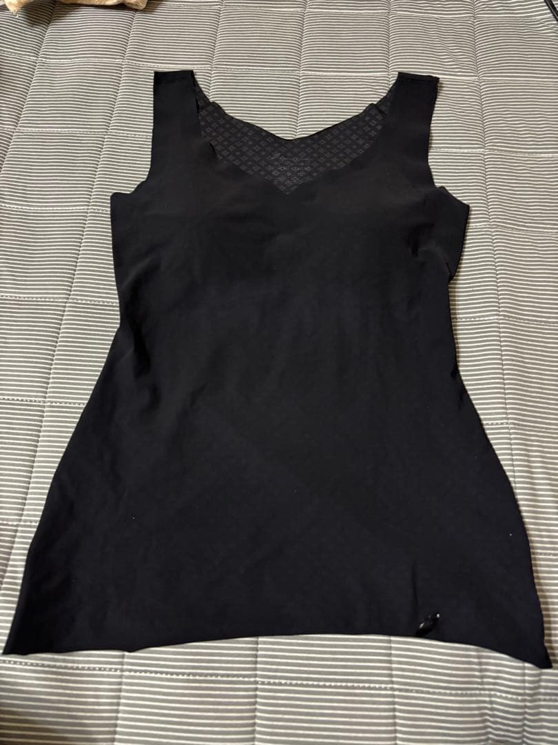 めばえ グラントイーワンズ ホルミーブラトップ LLサイズ